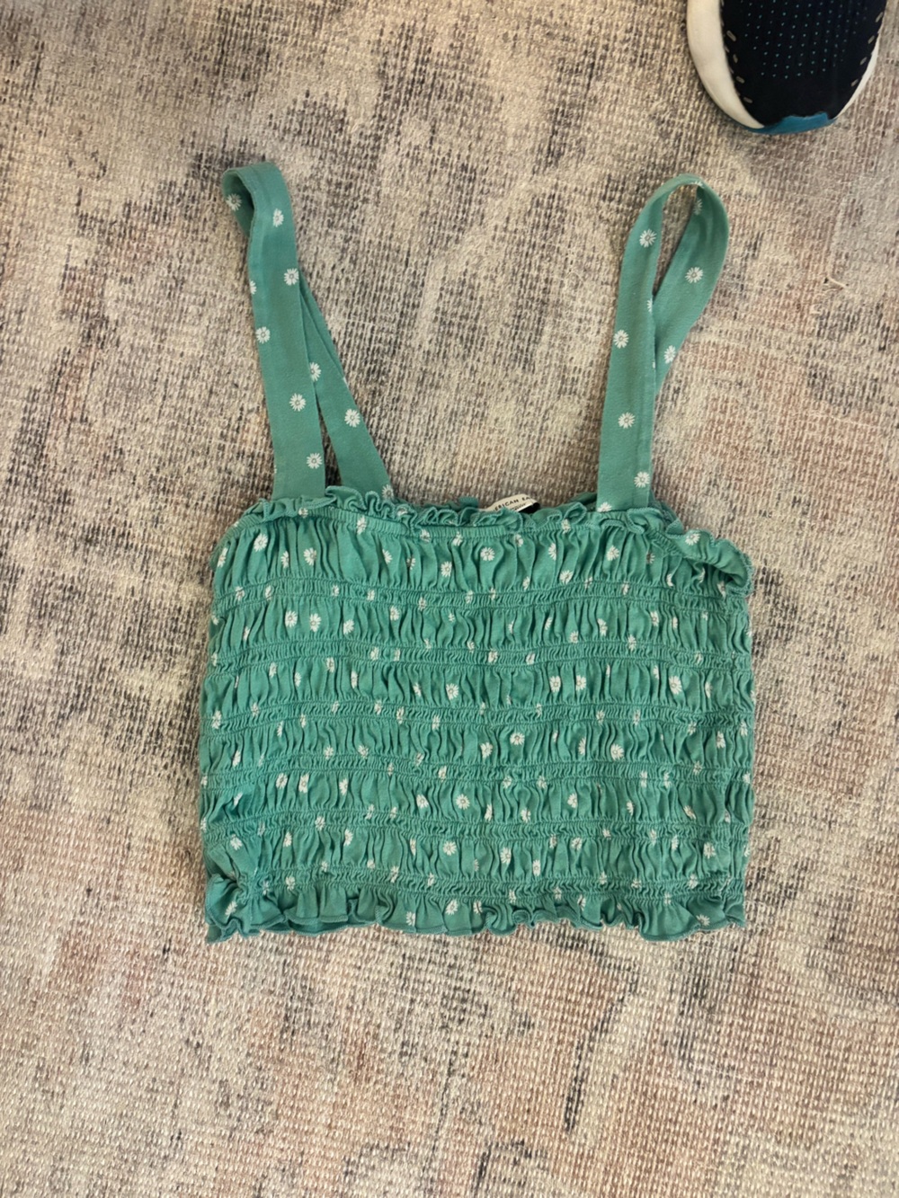 American Eagle Green Smocked Floral - Casual Women’s Shoulder crop top